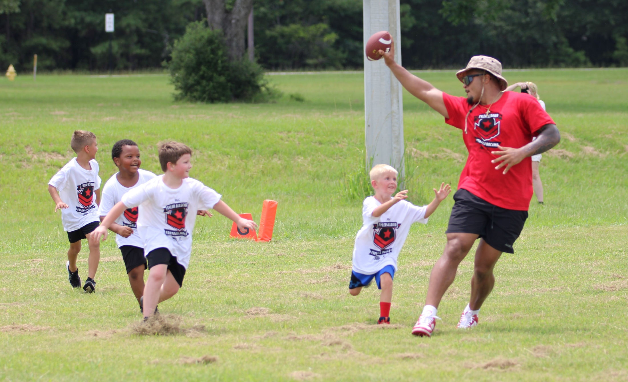 Atlanta Falcons' running back Tyler Allgeier to host youth football camp at  Fort Gordon July 14-15