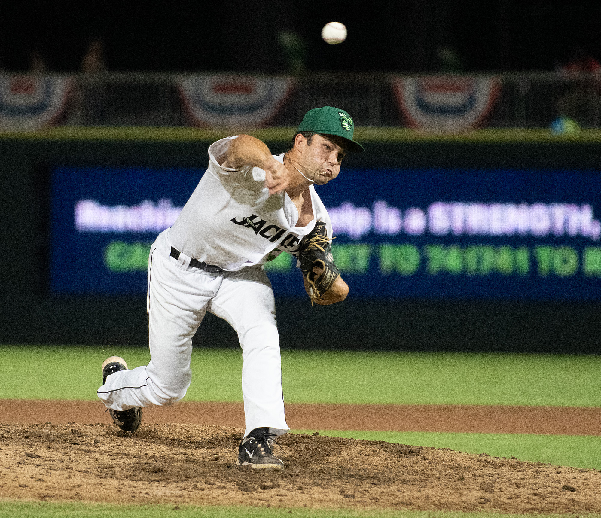 Greenjackets Finish Cannon Ballers' Series With Third Straight Win 